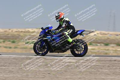 media/Aug-03-2025-TrackDaz (Sun) [[bf4a71acf9]]/C Group/1240pm (Wheelie Bump)/
